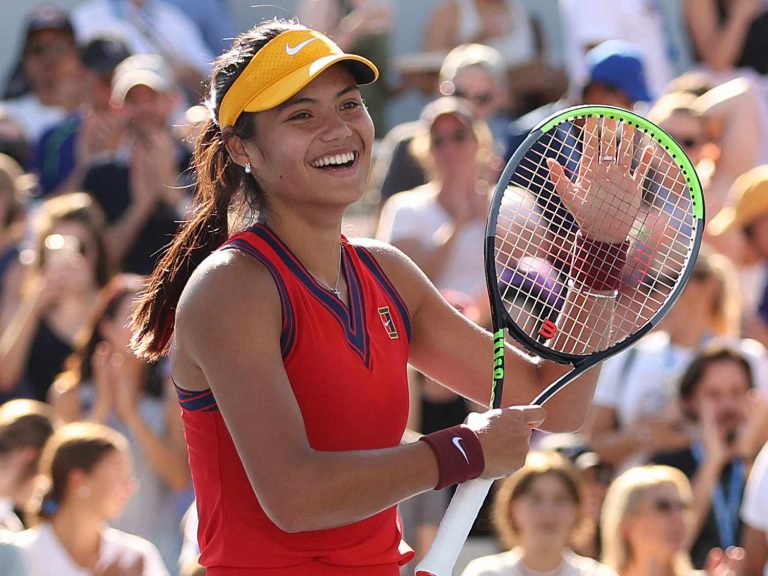 Women’s Tennis Legends: Champions of the Court