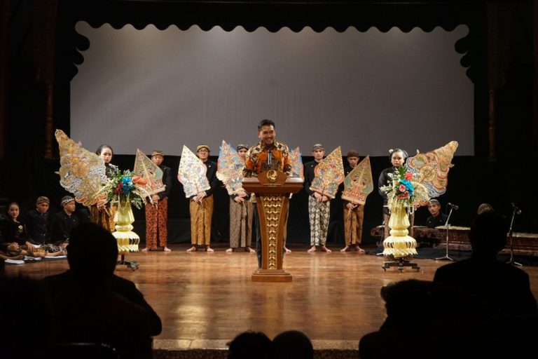 Fadli Zon: Misi Memperkenalkan Budaya Indonesia Melalui Wayang di Yogyakarta