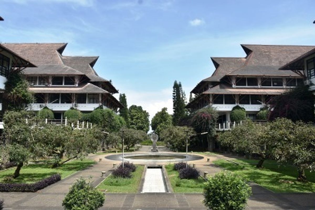 Lolos SNBP 2025: Biaya Kuliah di UGM, UI, ITB, IPB, dan Unair