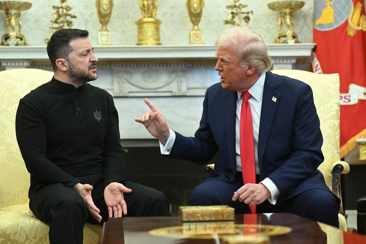 Ketegangan Memuncak di Gedung Putih: Debat Sengit Antara Trump dan Zelensky Mengenai Rusia