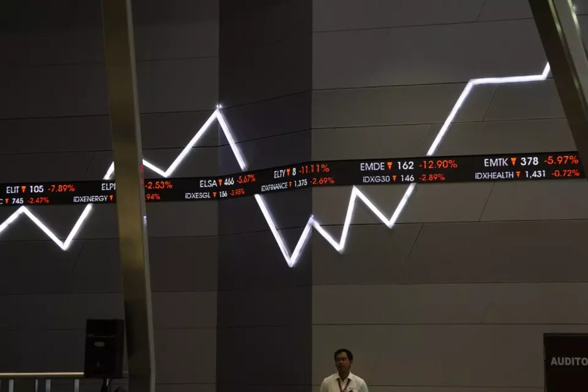 Penjelasan Bos BEI Tentang Penyebab Anjloknya IHSG: Faktor-Faktor Kunci yang Memicu ‘Kebakaran’ Pasar