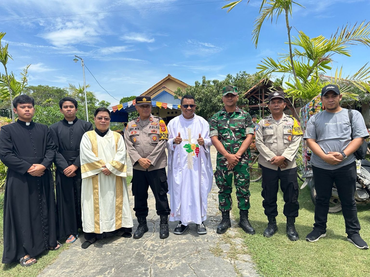 Gereja Katedral Apresiasi Upaya TNI-Polri dalam Pengamanan Misa Paskah