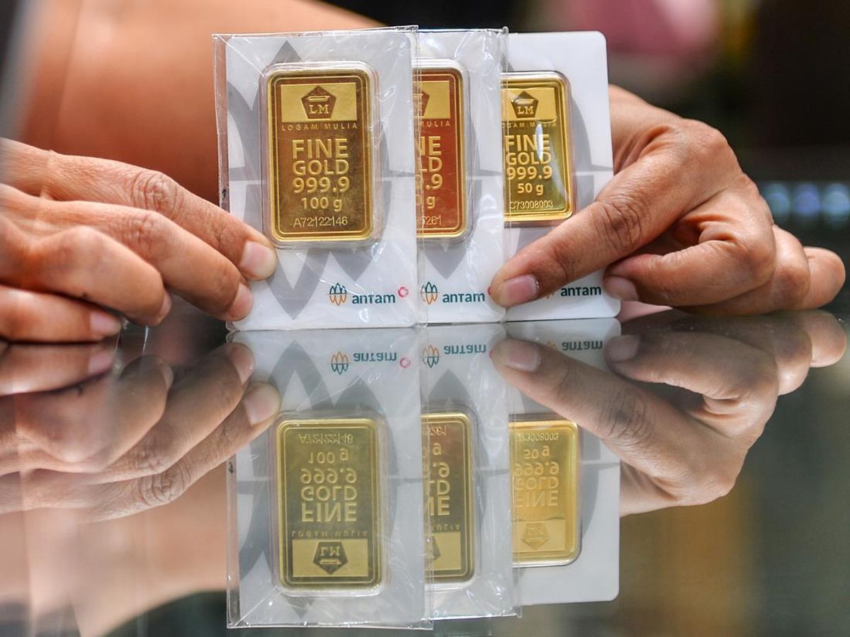 Jarang Terjadi! Harga Emas Ambruk Secara Signifikan