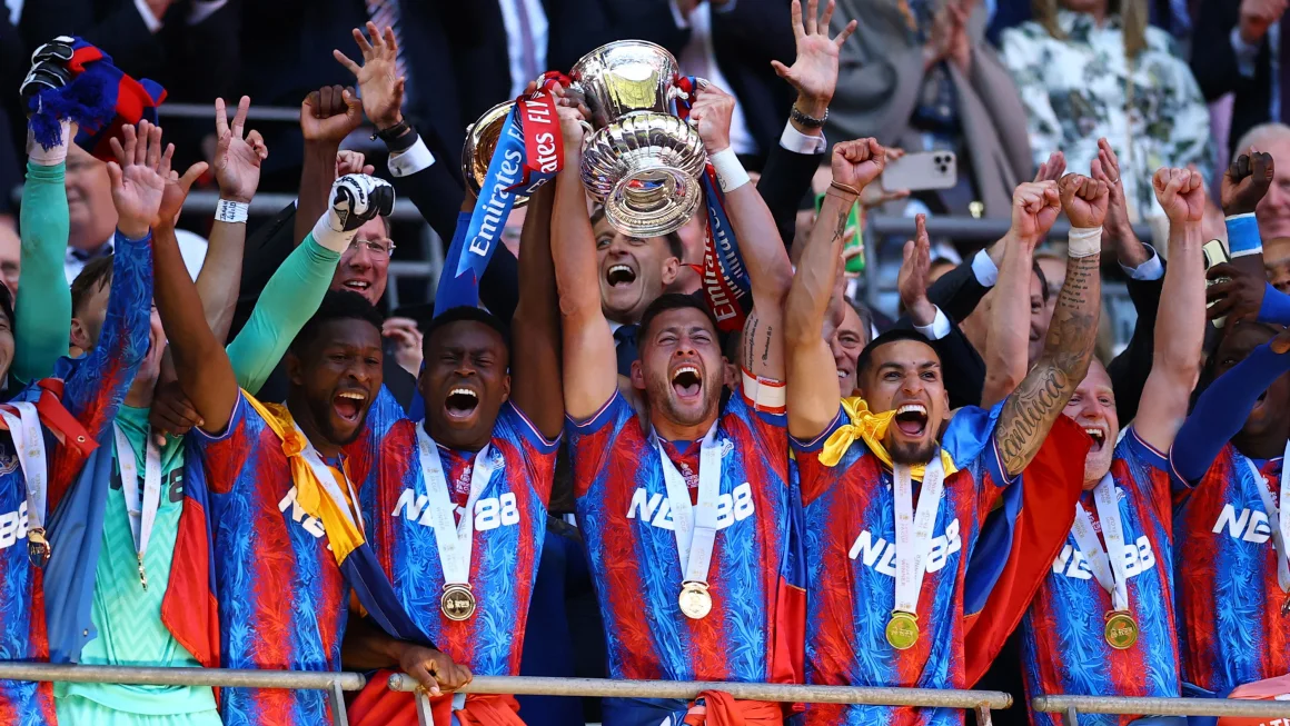 Kejutan Wembley: Crystal Palace Taklukkan Manchester City dan Raih Trofi Piala FA Pertama
